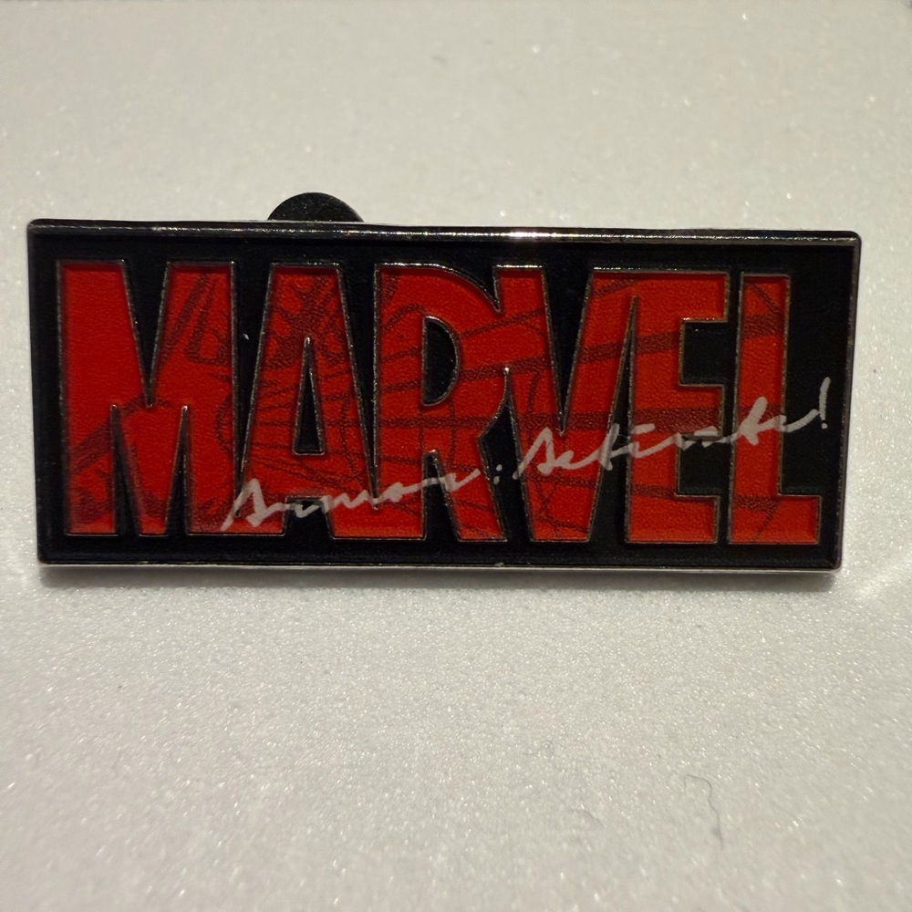 💙3/$20 DISNEY Marvel Red and Black Logo Pin